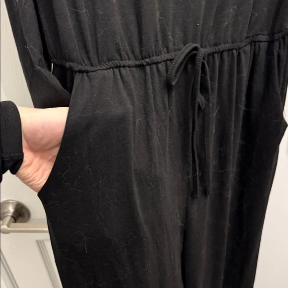 Elegant Black Maxi Jumpsuit - Picture 6 of 6